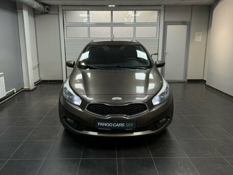 2013 Kia Ceed II, коричневый, 855000 рублей, вид 2