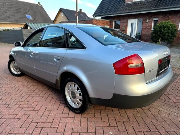 1999 Audi A6 II (C5), серебристый, 580000 рублей - вид 1