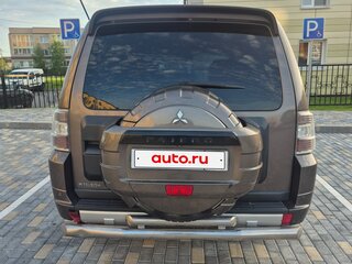 2012 Mitsubishi Pajero IV Рестайлинг 1, коричневый, 1650000 рублей, вид 3