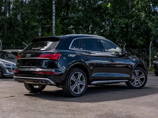 2023 Audi Q5 L 40 TFSI II (FY) Рестайлинг, чёрный, 4120000 рублей, вид 2