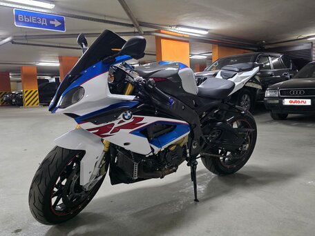 2018 BMW S 1000 RR, белый, 1100000 рублей, вид 2