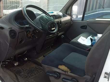 2001 Renault Master, белый, 350000 рублей, вид 2