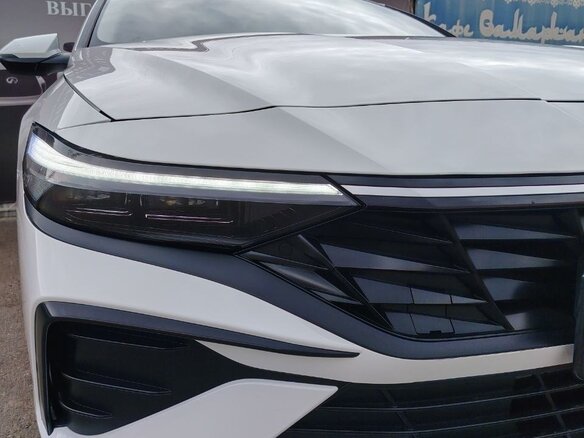 2025 Hyundai Elantra N Line VII (CN7) Рестайлинг, белый, 2150000 рублей - вид 12