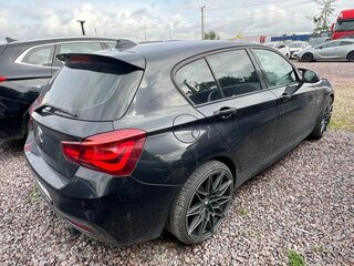 2019 BMW 1 серии 118i II (F20/F21) Рестайлинг 2, чёрный, 1900000 рублей, вид 4