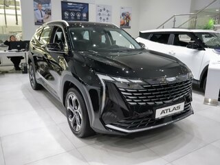 2026 Geely Atlas II, чёрный, 4114990 рублей, вид 4