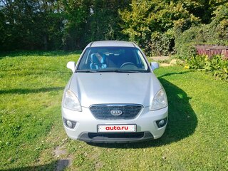 2011 Kia Carens II (UN), серебристый, 730000 рублей, вид 2