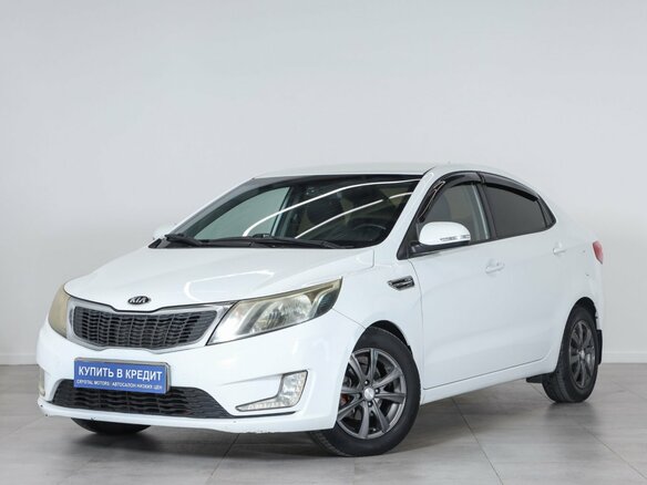 2014 Kia Rio 6-speed III, белый, 999000 рублей - вид 2