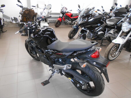 2013 Suzuki SFV 400 Gladius, чёрный, 390000 рублей, вид 4