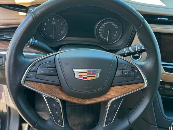 2021 Cadillac XT5 I Рестайлинг, серый, 5150000 рублей - вид 16