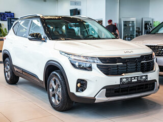 2026 Kia Seltos I Рестайлинг, белый, 3190000 рублей, вид 3