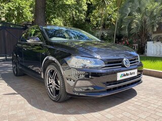 2018 Volkswagen Polo VI (EU Market), чёрный, 1230000 рублей, вид 2