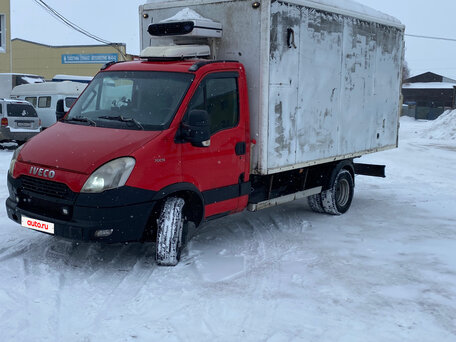 2013 Iveco Daily, красный, 1300000 рублей, вид 1