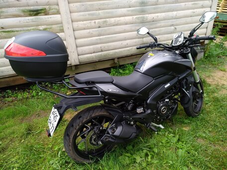 2019 Bajaj Dominar 400, чёрный, 400000 рублей, вид 2