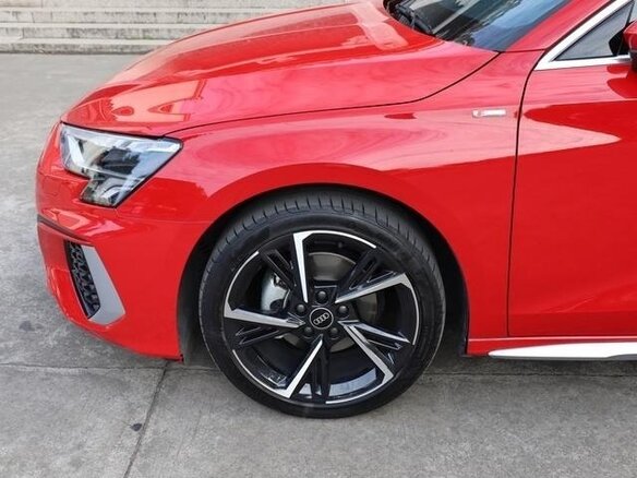 2021 Audi A3 Sportback 35 TFSI IV (8Y), красный, 1775000 рублей - вид 17