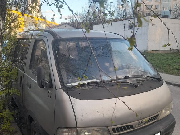 2001 Kia Pregio Grand I, серый, 450000 рублей - вид 1