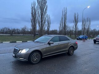 2011 Mercedes-Benz E-Класс 350 IV (W212, S212, C207), серый, 1799000 рублей, вид 1
