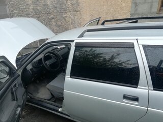 2005 Lada (ВАЗ) 2111, чёрный, 127000 рублей, вид 3