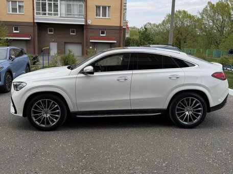 2025 Mercedes-Benz GLE Coupe 450 II (C167) Рестайлинг, белый, 12000000 рублей, вид 2