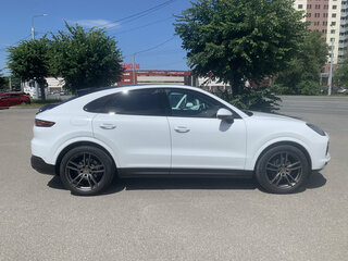 2021 Porsche Cayenne Coupé III, белый, 9990000 рублей, вид 4