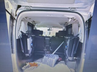 2013 Nissan Serena IV (C26), серый, 1400000 рублей, вид 4