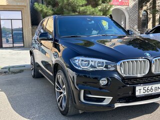 2017 BMW X5 30d III (F15), чёрный, 4400000 рублей, вид 2