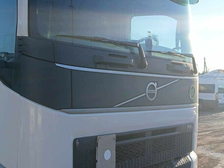 2022 Volvo FH 540, белый, 10397000 рублей, вид 2