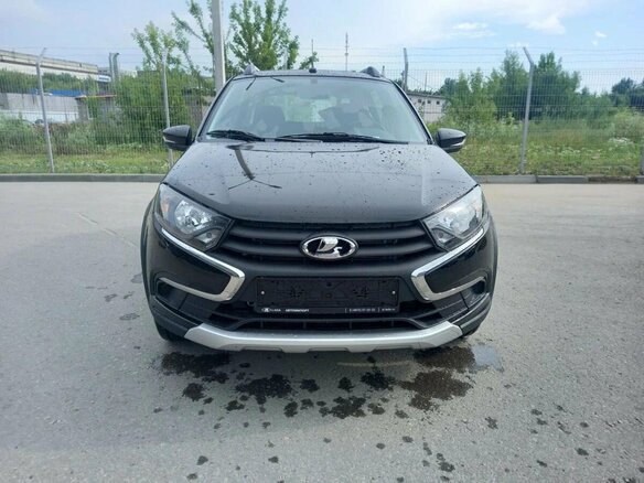 2026 Lada (ВАЗ) Granta Cross I Рестайлинг, чёрный, 1226000 рублей - вид 1