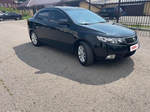 2012 Kia Cerato 6-speed II, чёрный - вид 3