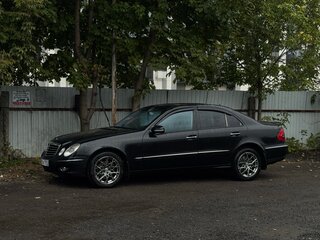 2007 Mercedes-Benz E-Класс 350 III (W211, S211) Рестайлинг, чёрный, 1600000 рублей, вид 4