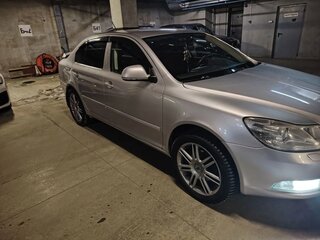 2010 Skoda Octavia DSG7 II (A5) Рестайлинг, серый, 1000000 рублей, вид 3