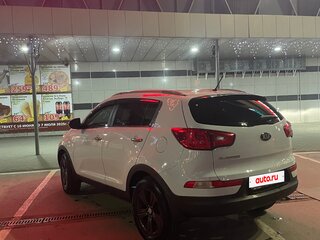 2013 Kia Sportage III, белый, 1350000 рублей, вид 4