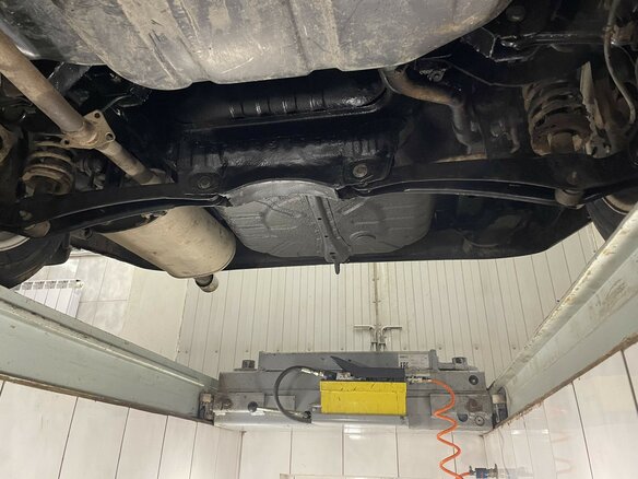 2004 Mitsubishi Lancer IX, серый, 450000 рублей - вид 12