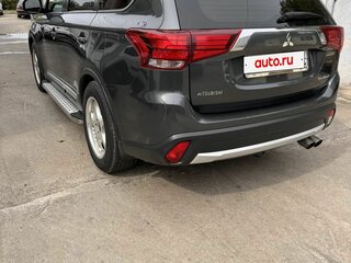 2016 Mitsubishi Outlander III Рестайлинг 2, серый, 1770000 рублей, вид 4