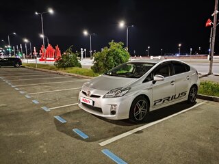 2009 Toyota Prius III (XW30), серый, 1150000 рублей, вид 1