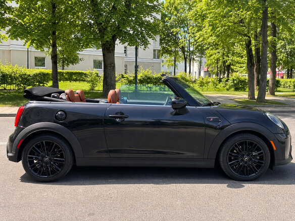 2024 Mini Cabrio Cooper S III Рестайлинг 2, чёрный, 2500000 рублей - вид 14