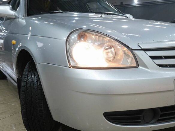 2011 Lada (ВАЗ) Priora I, серебристый, 299000 рублей - вид 8