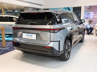 2026 Toyota bZ3X 58.3 kWh, серый, 2650000 рублей, вид 5
