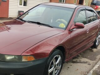 2002 Mitsubishi Galant VIII Рестайлинг, красный, 255000 рублей, вид 3