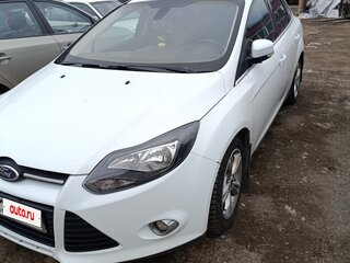 2011 Ford Focus III, белый, 680000 рублей, вид 2