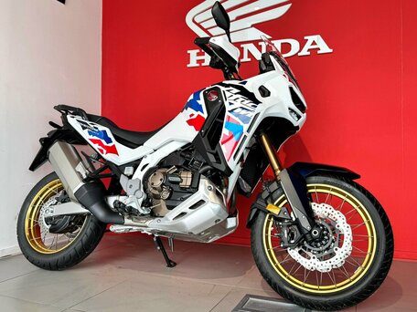2024 Honda CRF 1100L Africa Twin, белый, 2900000 рублей, вид 2