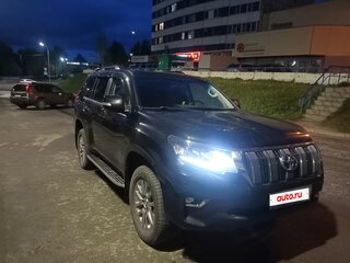 2019 Toyota Land Cruiser Prado 150 Series Рестайлинг 2, чёрный, 4850000 рублей, вид 3