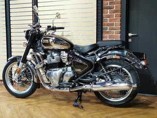 2025 Royal Enfield Classic 650, чёрный, 670000 рублей, вид 3