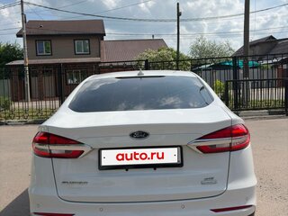 2020 Ford Fusion (North America) II Рестайлинг, белый, 1200000 рублей, вид 5