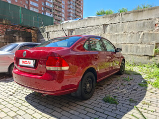 2015 Volkswagen Polo V, пурпурный, 999000 рублей, вид 4