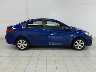 2012 Hyundai Solaris I, синий, 755000 рублей, вид 4