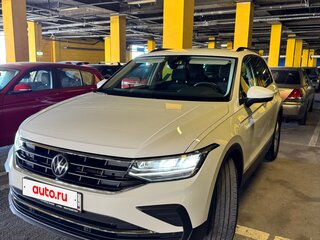 2021 Volkswagen Tiguan II Рестайлинг, белый, 2700000 рублей, вид 1