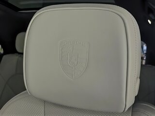2026 Porsche Macan I Рестайлинг 2, серый, 11490000 рублей, вид 3