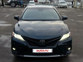 2017 Toyota Camry VIII (XV70), синий, 2300000 рублей, вид 1