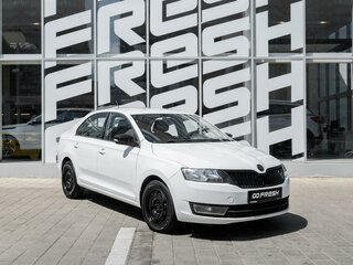 2018 Skoda Rapid I Рестайлинг, белый, 958000 рублей, вид 1