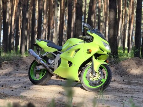 1999 Kawasaki ZX-6R Ninja, зелёный, 260000 рублей, вид 4